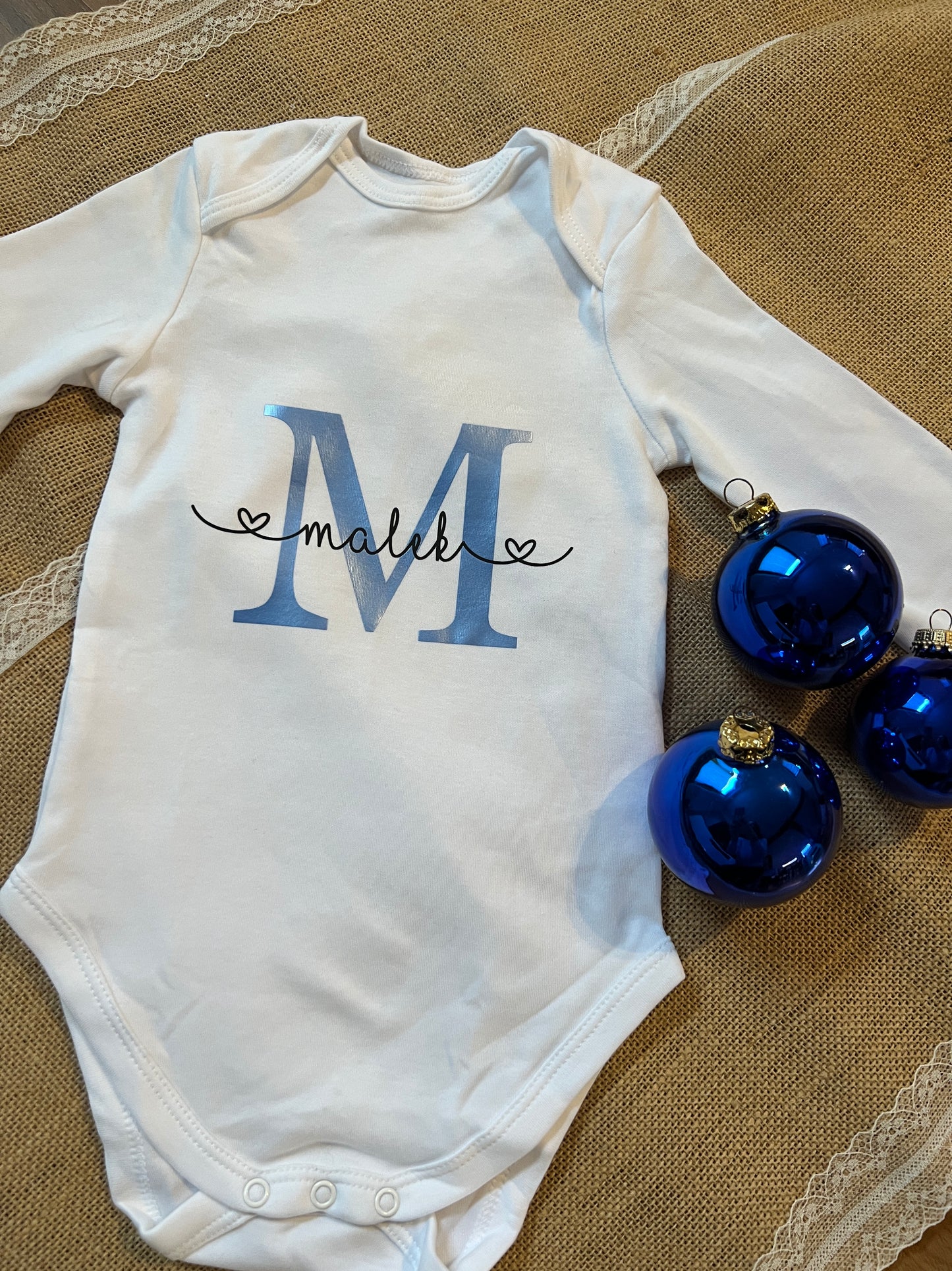 Babybody mit Name personalisiert